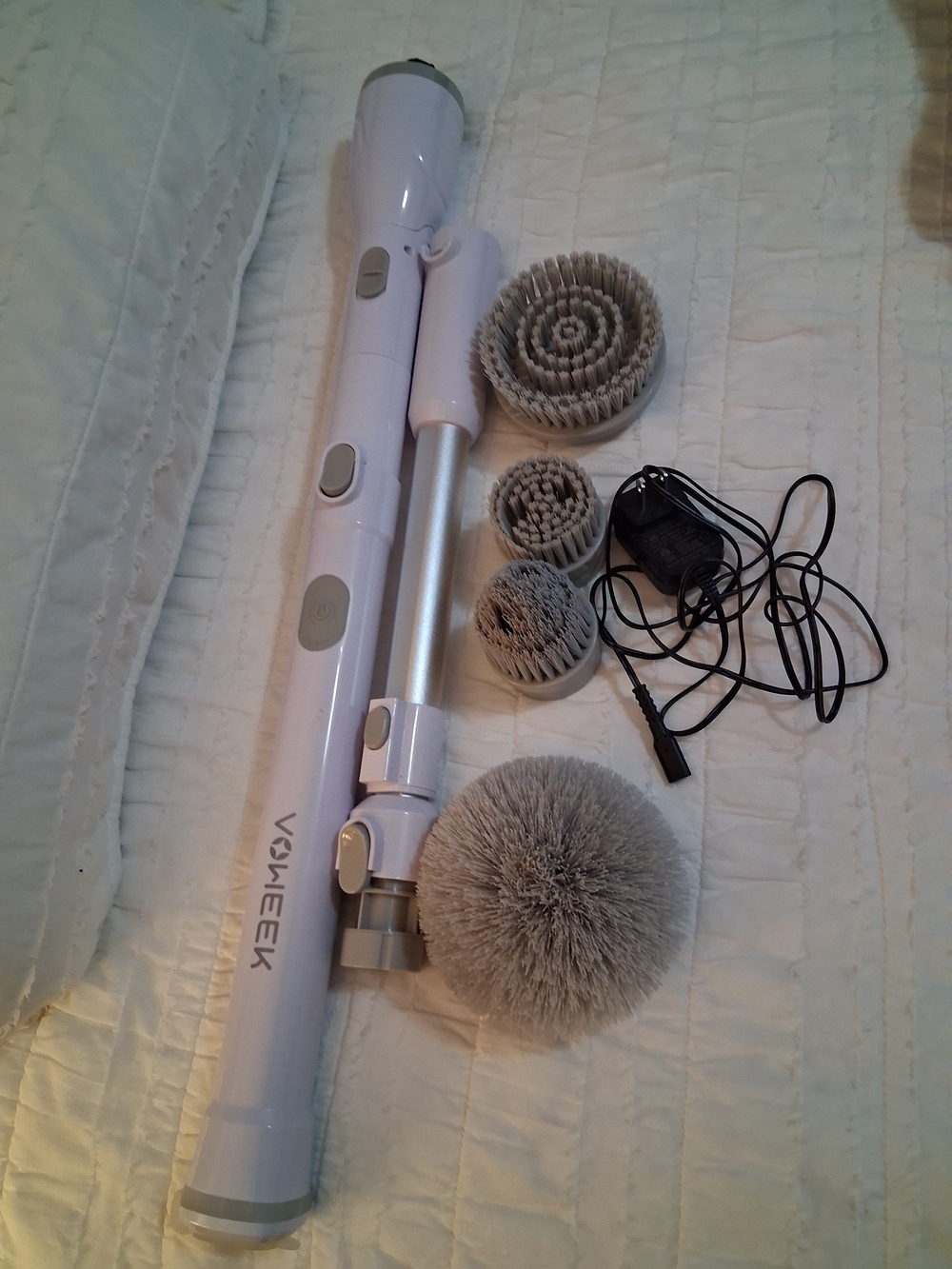 VONHEEK Electric Spin Scrubber with 4 Brush Heads - White